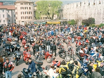 benedizione-delle-moto-2008-flyer