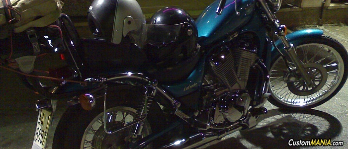 suzuki-intruder-800