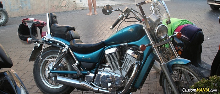 suzuki-intruder-800