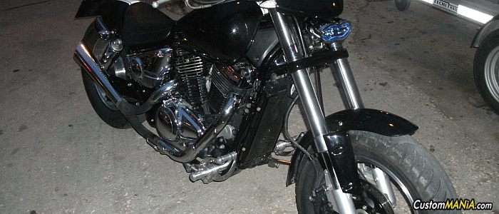 suzuki-marauder-800