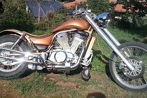 suzuki-intruder-800