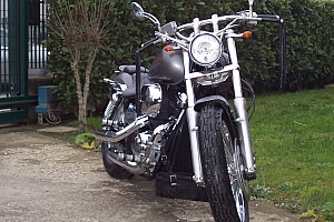 honda-vt-750-black-widow