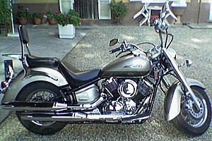 yamaha-xvs-1100-drag-star-classic