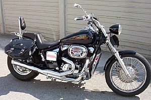 honda-vt-750-black-widow