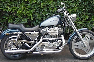 harley-davidson-sportster-xl883c-custom