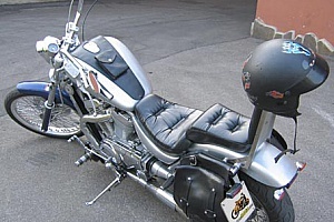 suzuki-intruder-800