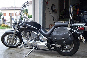 yamaha-xvs-1100-drag-star