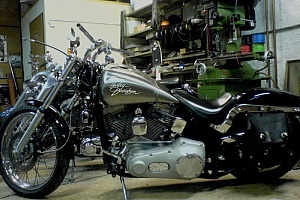 harley-davidson-softail-fxst-standard