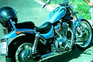 suzuki-intruder-800