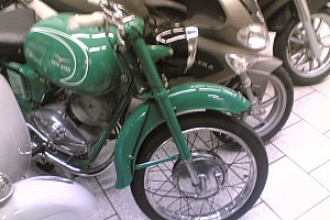 guzzi-stone