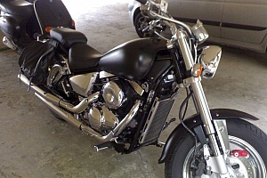 suzuki-marauder-800