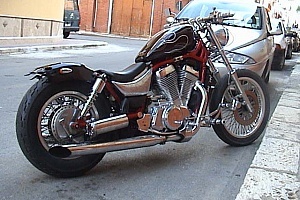 suzuki-intruder-800