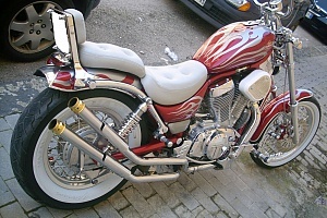 suzuki-intruder-800