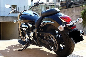 yamaha-xvs-950-midnight-star