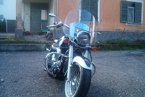 kawasaki-vn-900-classic