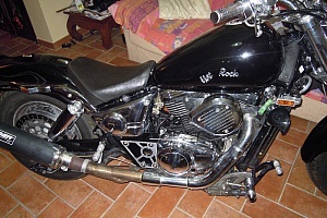 suzuki-marauder-800