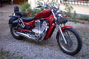 suzuki-intruder-800