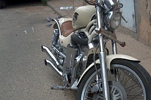 suzuki-intruder-800