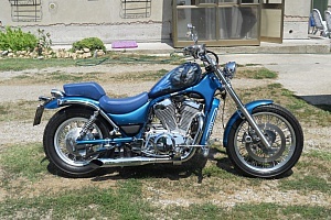 suzuki-intruder-800